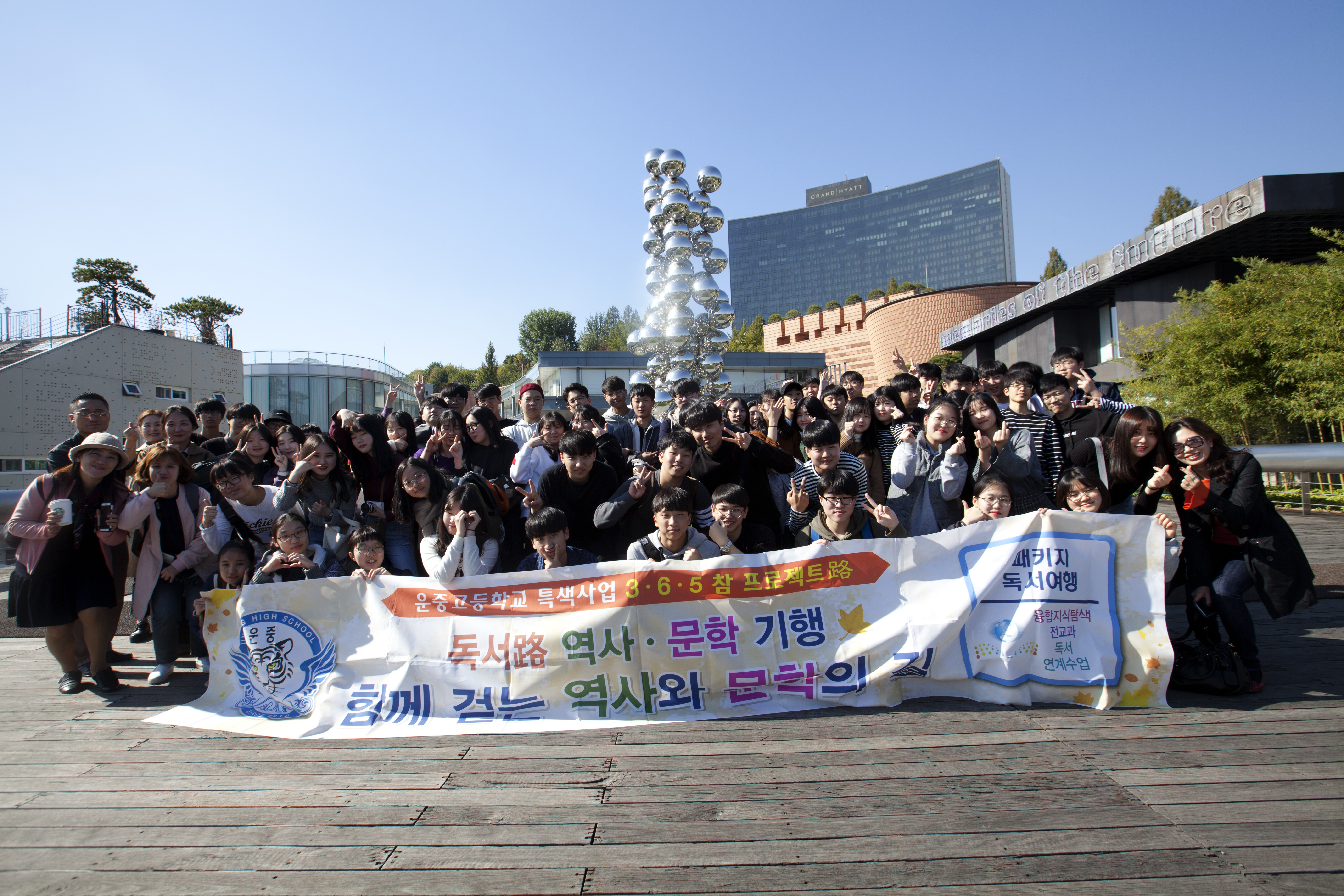 ����̼���