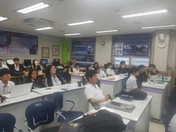 ���߰�������ȸ ���� ��ǥ ÷���̹���