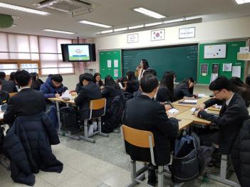 ���Ի� �ڱ��ֵ��н� ķ��  ÷���̹���