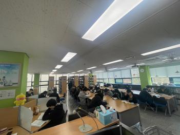 �б������� ���캰 ģ������ ��� ÷���̹���