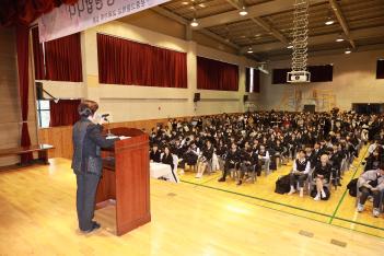 ��12ȸ ���߰����б� ������(����) ������ ÷���̹���