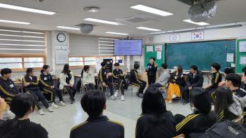 ȸ���� ��Ȱ����(�б����� ����Ȱ��) ÷���̹���